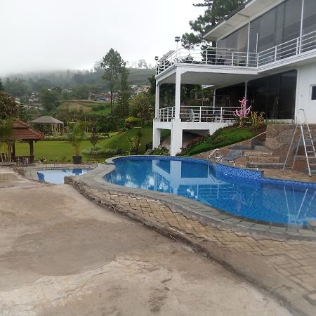 סיאנג'ור Villa Kaca 88 מראה חיצוני תמונה